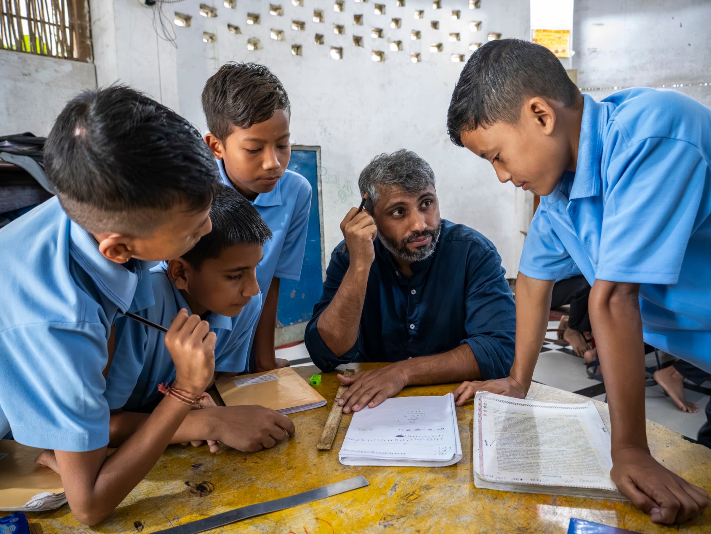 A mentor with students
